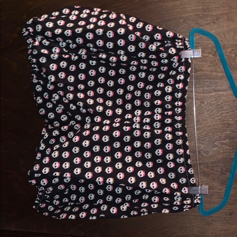Skull bloomer shorts